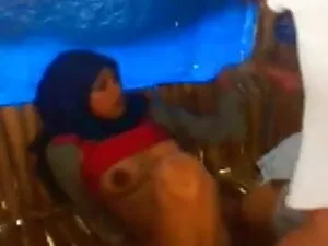 ग्लोकहोल यूरो सेक्सी ...