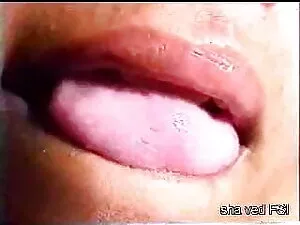 खरबूजे जीजी सेक्सी फ ...