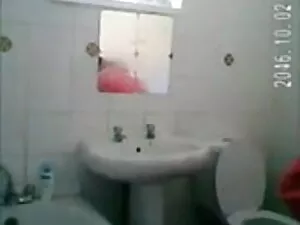 गोल्डन बालों हिंदी स ...