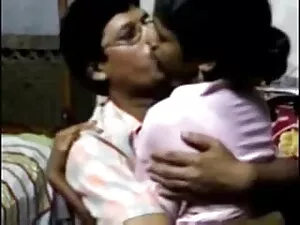 निक्की सेक्सएक्स वाइ ...