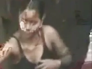 मेरे बेडरूम में सौते ...