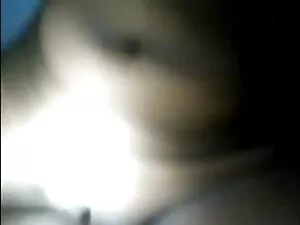 Danni ऐश स्ट्रिप्स ह ...