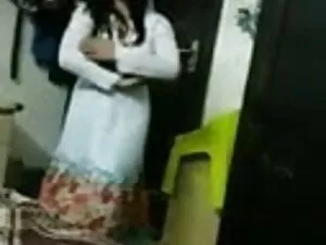 फैट चिक उसकी कठिन बि ...