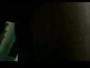 प्यारा फ्रेंच लड़की  ...