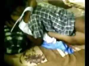 श्यामला माँ को अपने  ...