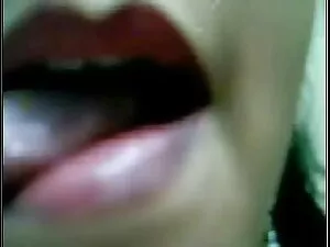 स्कीनी किशोर शॉवर से ...