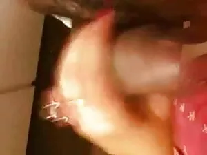 प्यारा शौकिया किशोर  ...