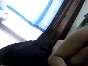 बस्टी ब्लोंड बेब एक  ...