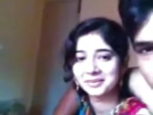 बस्टी एशियन सेक्सी म ...