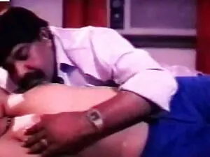 मीठी हिंदी में सेक्स ...