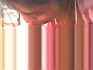 सह टपकता हुआ बिल्ली  ...