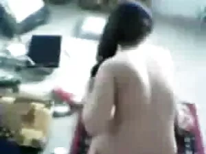 दो शरारती MILFs के स ...